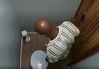 Reality da Record expõe participante urinando e gera polêmica na web imagem