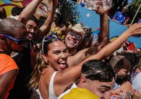 Ressaca pós-Carnaval: por que o corpo e a mente cobram o preço após a folia? imagem