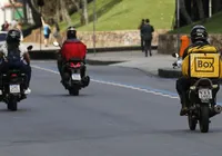 Trabalha de moto? Seu salário vai aumentar 30% com nova regra no Brasil imagem