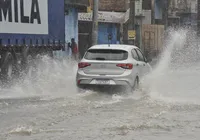 Trovoada e alerta de perigo: confira a previsão do tempo para Salvador imagem