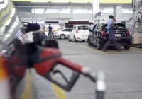 Vai faltar? Veja riscos aos combustíveis no Brasil com crise em Ormuz imagem