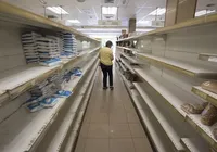 Vida onde o supermercado chega apenas uma vez por mês e pode faltar comida