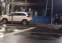 Vídeo: motorista perde controle e atinge ponto de ônibus em Salvador imagem