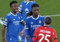 Vini Jr. denuncia racismo em jogo do Real Madrid na Champions League imagem