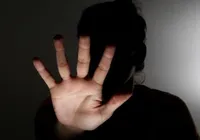 Violência contra a mulher: saiba como funciona o anonimato no Disque Denúncia imagem