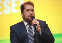 Visto negado por Lula a assessor de Trump repercute no mundo