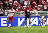 Vitória não costuma ter vida fácil contra o CRB em Alagoas; relembre imagem