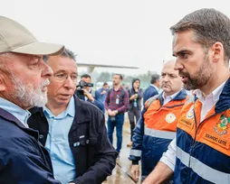 Leite 'culpa' Bolsonaro por volta de Lula ao Planalto - Imagem