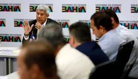 Jerônimo autoriza novos investimentos e obras para municípios baianos