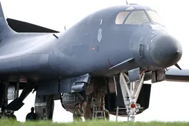 Aeronave dos EUA cai no Iraque com militares a bordo; veja detalhes - Imagem