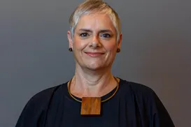 Ana Celina Bueno assume presidência da Fenapro e faz história - Imagem