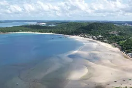 Análise descarta contaminação no mar de São Tomé de Paripe - Imagem