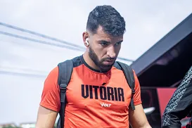 Após frustração, Vitória empresta meio-campista para time da Série B - Imagem