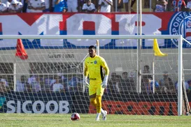 Após lesão de Ronaldo e novo goleiro, Bahia define futuro de João Paulo - Imagem