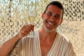 Apresentador da Globo revela fetiche e fala sobre bissexualidade - Imagem