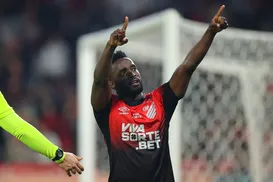 Atacante que brilhou no Bahia é destaque no próximo rival do Tricolor - Imagem