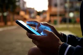 Áustria proíbe redes sociais para menores de 14 anos e cria nova disciplina - Imagem