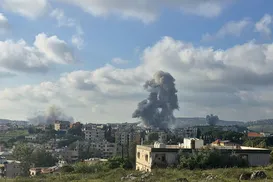 Bombardeios israelenses deixam 12 mortos no sul do Líbano - Imagem
