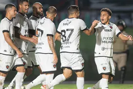 Botafogo-PB provoca após virada: "Ganhar do Vitória é normal" - Imagem