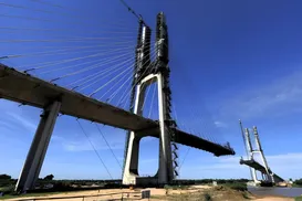 Brasil ganha atalho de 9 mil km até a China: ponte entra na reta final - Imagem