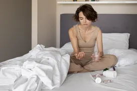 Cansaço feminino além do estresse: veja os sinais que exigem atenção - Imagem