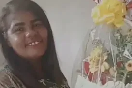 Celular achado em canal redefine busca por mulher levada por enxurrada - Imagem