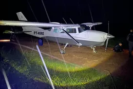 Chuva força pouso de avião com carga de cocaína avaliada em R$ 26 milhões - Imagem