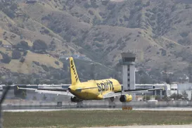 Companhia aérea cancela todos os voos após 33 anos de operação - Imagem