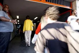 Concursos: veja como desempregados e baixa renda podem se inscrever de graça - Imagem