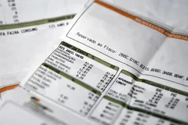 Conta de luz sobe e deve pesar no bolso de milhões até junho - Imagem