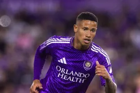 Cria do Bahia formará dupla de ataque com estrela da Copa do Mundo - Imagem