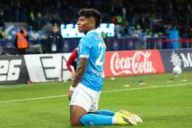 Cria do Vitória, Alisson Santos volta a brilhar no futebol europeu - Imagem