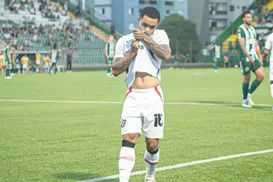 Decisivo, Matheuzinho lidera estatística importante no Vitória - Imagem