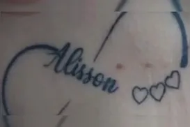 Dentista é preso após manter esposa em cárcere e forçá-la a fazer 10 tatuagens - Imagem