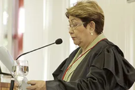 Desembargadora que citou escravidão tem carro híbrido e motorista - Imagem