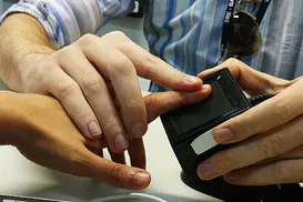 Eleitores baianos sem biometria receberão mensagens do TRE no WhatsApp - Imagem