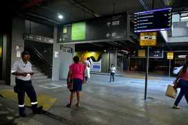 Estação da Lapa passa a contar com informações de ônibus em tempo real - Imagem