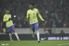 Estêvão viaja para tratamento relâmpago com foco na Copa do Mundo - Imagem