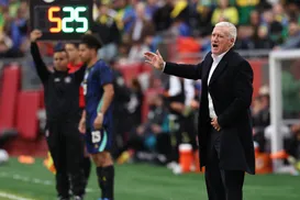 ‘Estraga tudo', técnico francês critica pausa para hidratação em jogos - Imagem