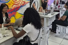 Estudantes de Salvador podem regularizar título nas escolas - Imagem