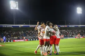 Ex-Pivete de Aço desfalca Bragantino no duelo contra o Bahia - Imagem