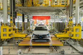 Fábrica da BYD na Bahia já tem 100 mil carros encomendados ao exterior - Imagem