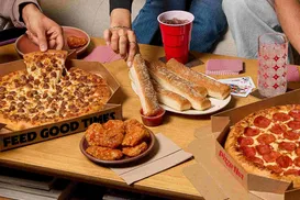 Falindo? Rede global de pizzarias anuncia fechamento em massa - Imagem