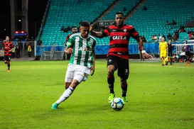 Faz tempo! Relembre últimos duelos entre Vitória e Coritiba na Série A - Imagem