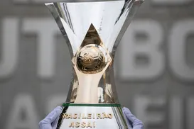 Gigante do Brasileirão rompe marca de R$ 2 bilhões em dívidas - Imagem
