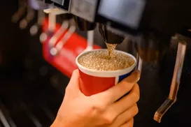 Gigante do fast food vai acabar com o refil após uso de Mounjaro - Imagem