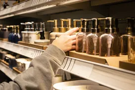 Grande rede de perfumaria abre vagas remotas para Jovem Aprendiz - Imagem