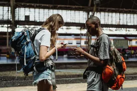 Guia do Governo traz dicas para mulheres viajarem com segurança - Imagem