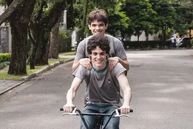 Hoje eu quero voltar sozinho ganha nova versão dez anos após o filme - Imagem