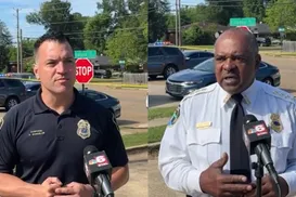 Homem invade casas e mata oito crianças a tiros - Imagem